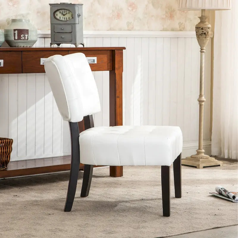Tufted Slipper Oversize Chair
