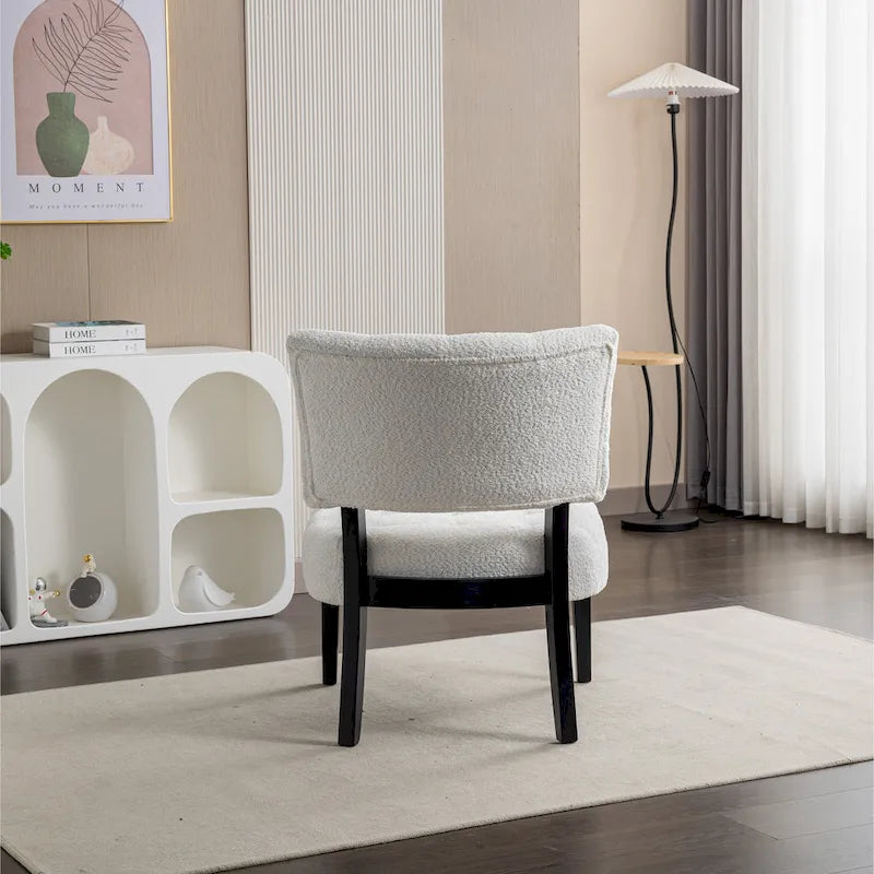 Tufted Slipper Oversize Chair